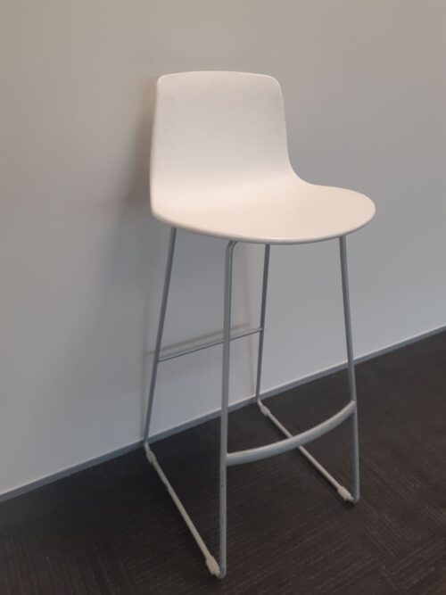 Bar Stools | FIL Furniture