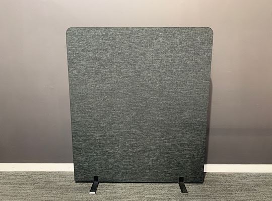 Free-Standing Screen | FIL Furniture
