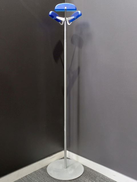 Modern Coat Stand | FIL Furniture
