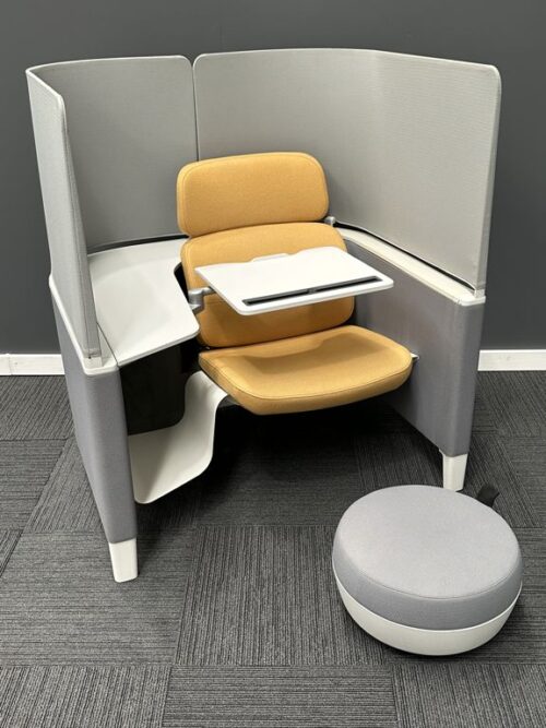 Privacy Seating Booth | FIL Furniture