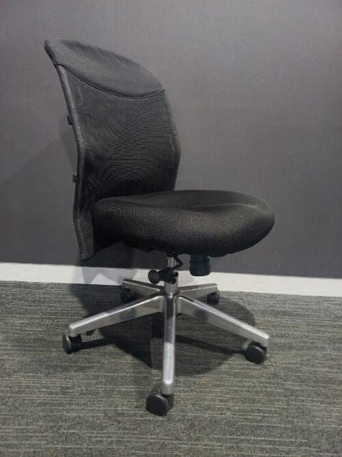 Ergonomic Office Chair | FIL Furniture