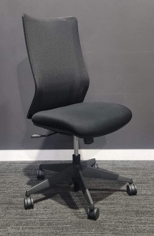 Ergonomic Office Chair | FIL Furniture