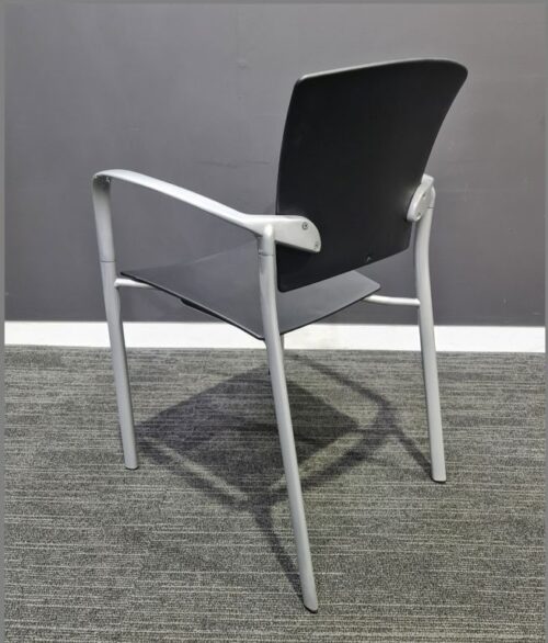 Meeting Chairs | FIL Furniture