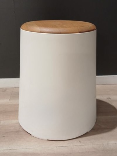 Stools | FIL Furniture